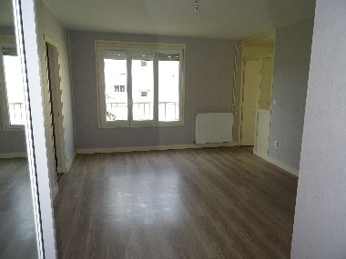 Appartement – Type 5 – 93m² – 408.15 € – ISSOUDUN