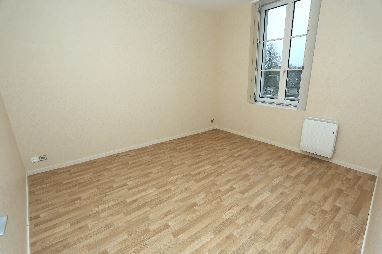 Appartement - Type 3 - 68m² - 367.95 € - CHÂTILLON-SUR-INDRE