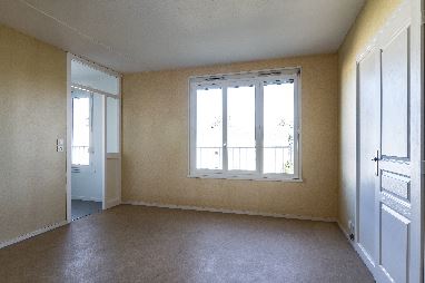 Appartement - Type 5 - 99m² - 392.35 € - LE BLANC