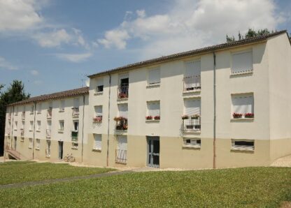 Appartement - Type 3 - 63m² - 268.87 € - CHABRIS